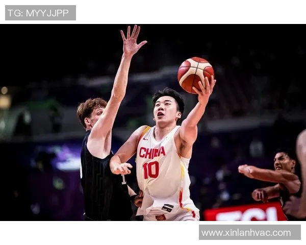 中国男篮迎战菲律宾队力争在国际赛场上再创辉煌